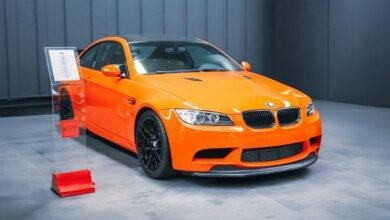 BMW iX3 Neue Klasse debuts with 400-mile range and 800V charging. First look at BMWs next-gen electric SUV. What you need to know.